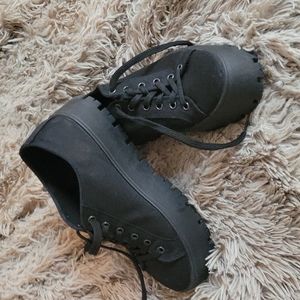 2in platform sneakers